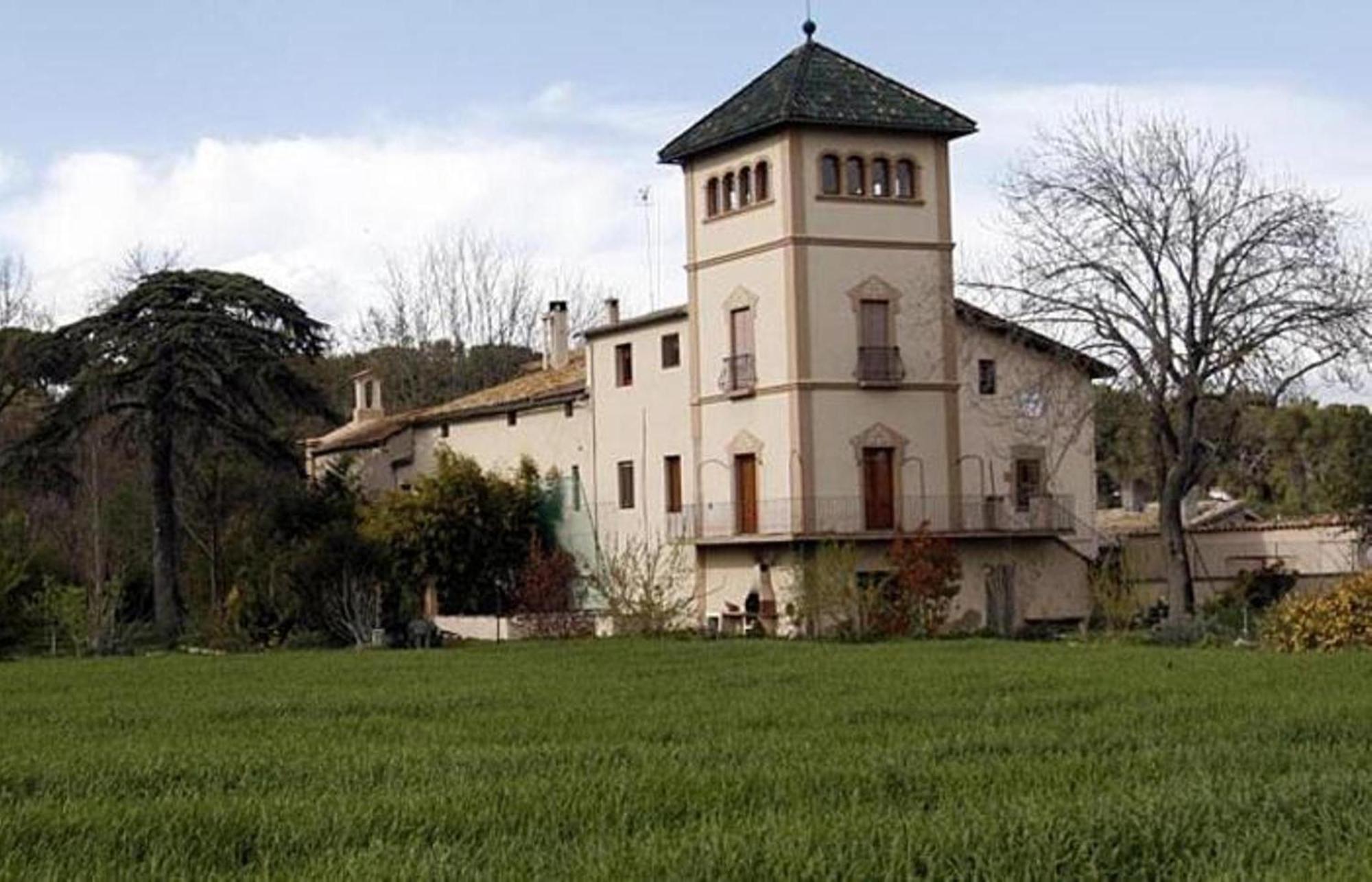 La Riera Bed & Breakfast Vic Bagian luar foto